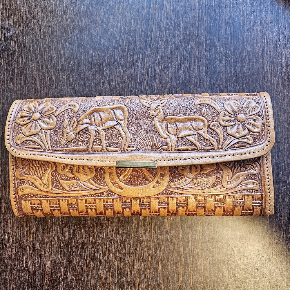 1970s vintage tooled leather wallet